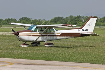 I-EWAB - Private Cessna 172 Skyhawk (all models except RG)