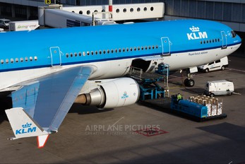 PH-KCA - KLM McDonnell Douglas MD-11