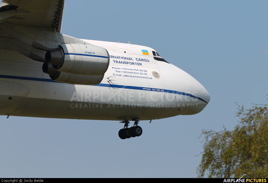 Antonov Airlines /  Design Bureau UR-82072 aircraft at Eindhoven