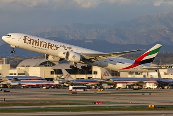 A6-EGC - Emirates Airlines Boeing 777-300ER