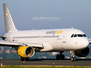 EC-ILQ - Vueling Airlines Airbus A320