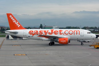 G-EZII - easyJet Airbus A319