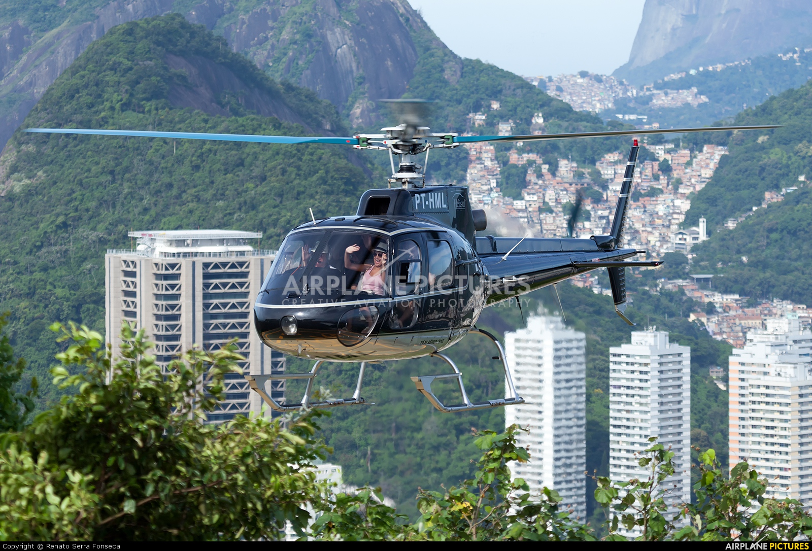 Helisul Táxi Aéreo PT-HML aircraft at Rio de Janeiro - Morro da Urca Heliport