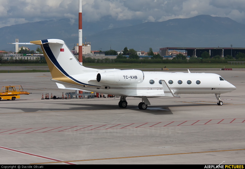 Private TC-KHB aircraft at Verona - Villafranca