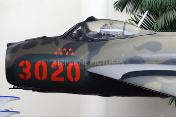 3026 - Vietnam (North) - Air Force Mikoyan-Gurevich MiG-17