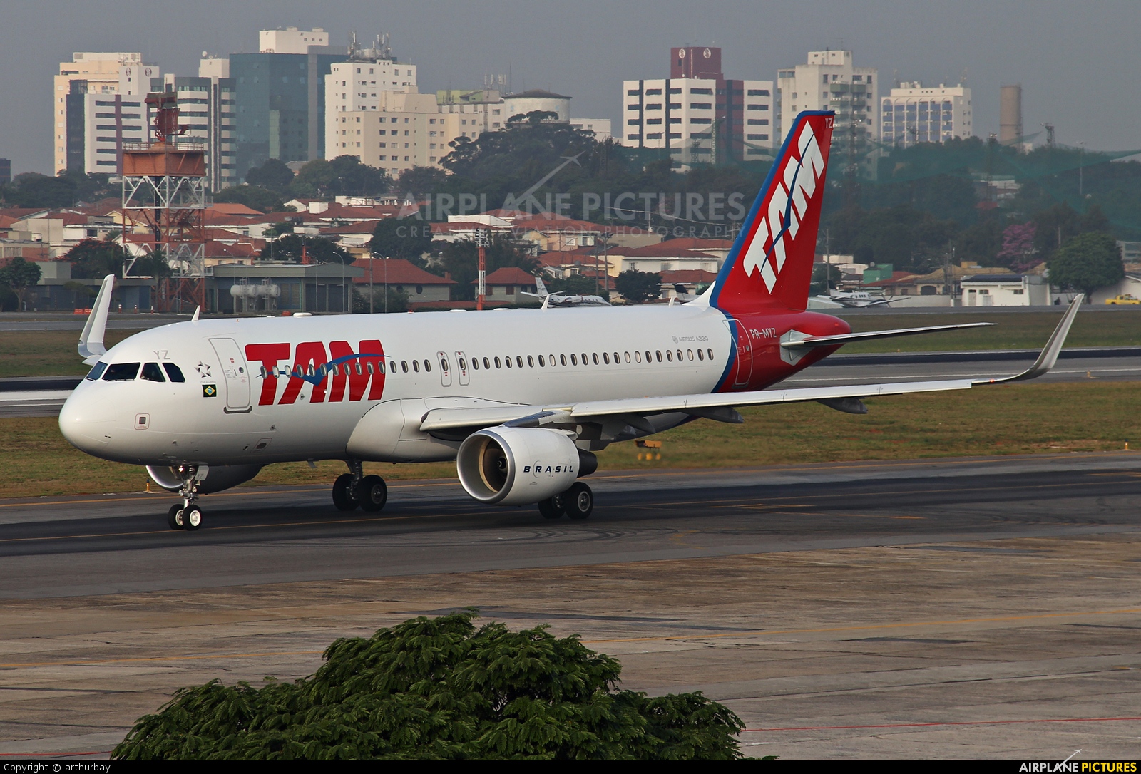 TAM PR-MYZ aircraft at São Paulo - Congonhas