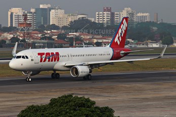 PR-MYZ - TAM Airbus A320