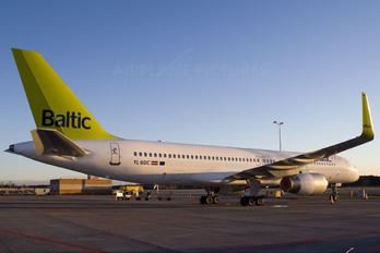 YL-BDC - Air Baltic Boeing 757-200WL