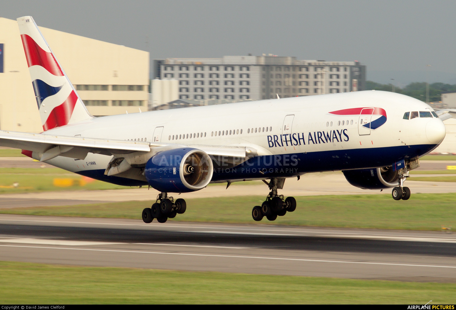 British Airways G-YMMN aircraft at London - Heathrow