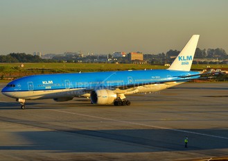 PH-BQH - KLM Boeing 777-200ER