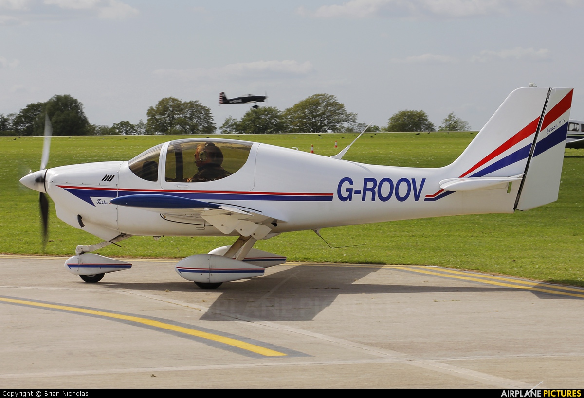 Private G-ROOV aircraft at Northampton / Sywell