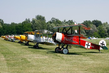 I-LYNC - Private Fokker DR.1 Triplane (replica)
