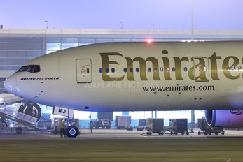 A6-EWJ - Emirates Airlines Boeing 777-200LR