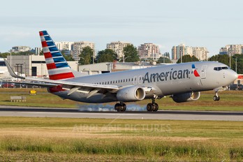 N908NN - American Airlines Boeing 737-800