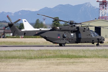 MM81540 - Italy - Army NH Industries NH-90 TTH