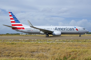 N925NN - American Airlines Boeing 737-800