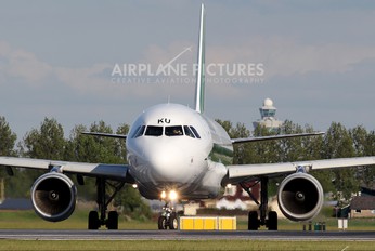 EI-IKU - Alitalia Airbus A320