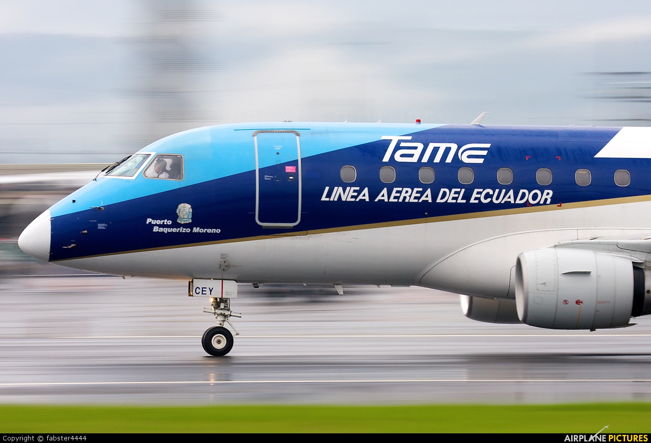 TAME HC-CEY aircraft at San Jose - Juan Santamaría Intl