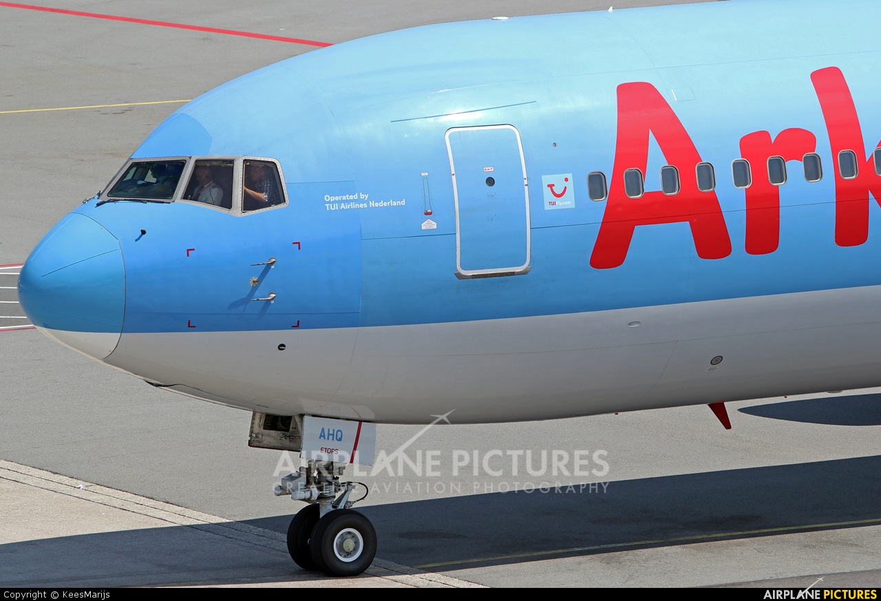 Arke/Arkefly PH-AHQ aircraft at Amsterdam - Schiphol