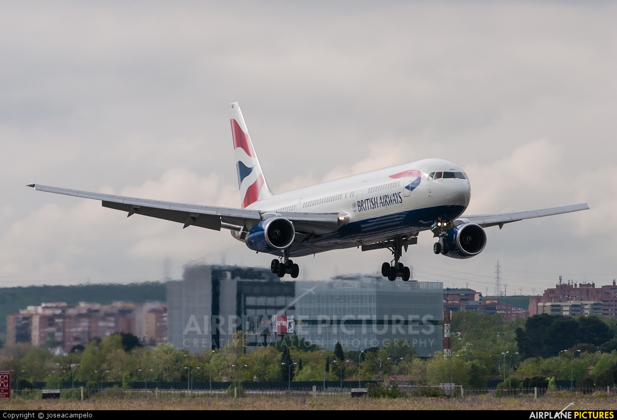 British Airways G-BNWA aircraft at Madrid - Barajas
