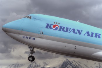 HL7617 - Korean Air Cargo Boeing 747-8F