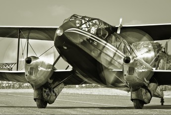 G-AKIF - Private de Havilland DH. 89 Dragon Rapide