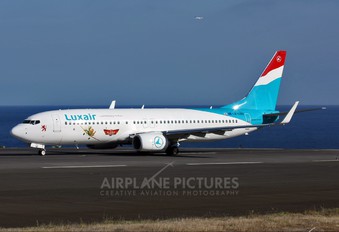 LX-LGU - Luxair Boeing 737-800