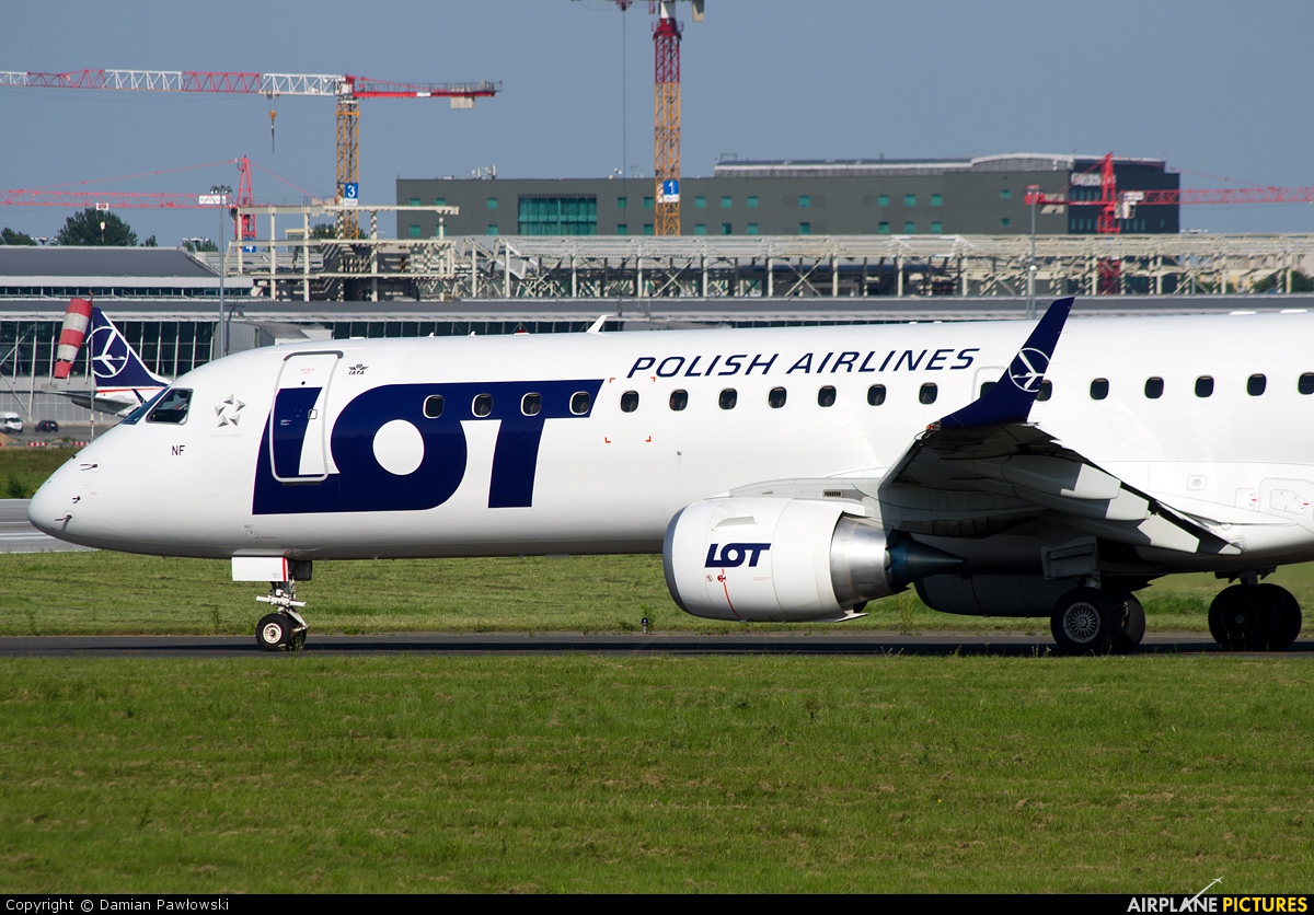 LOT - Polish Airlines SP-LNF aircraft at Warsaw - Frederic Chopin