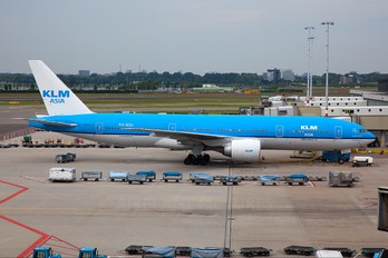 PH-BQL - KLM Boeing 777-200ER