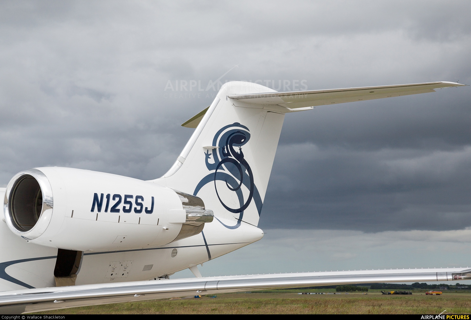 Private N125SJ aircraft at Inverness