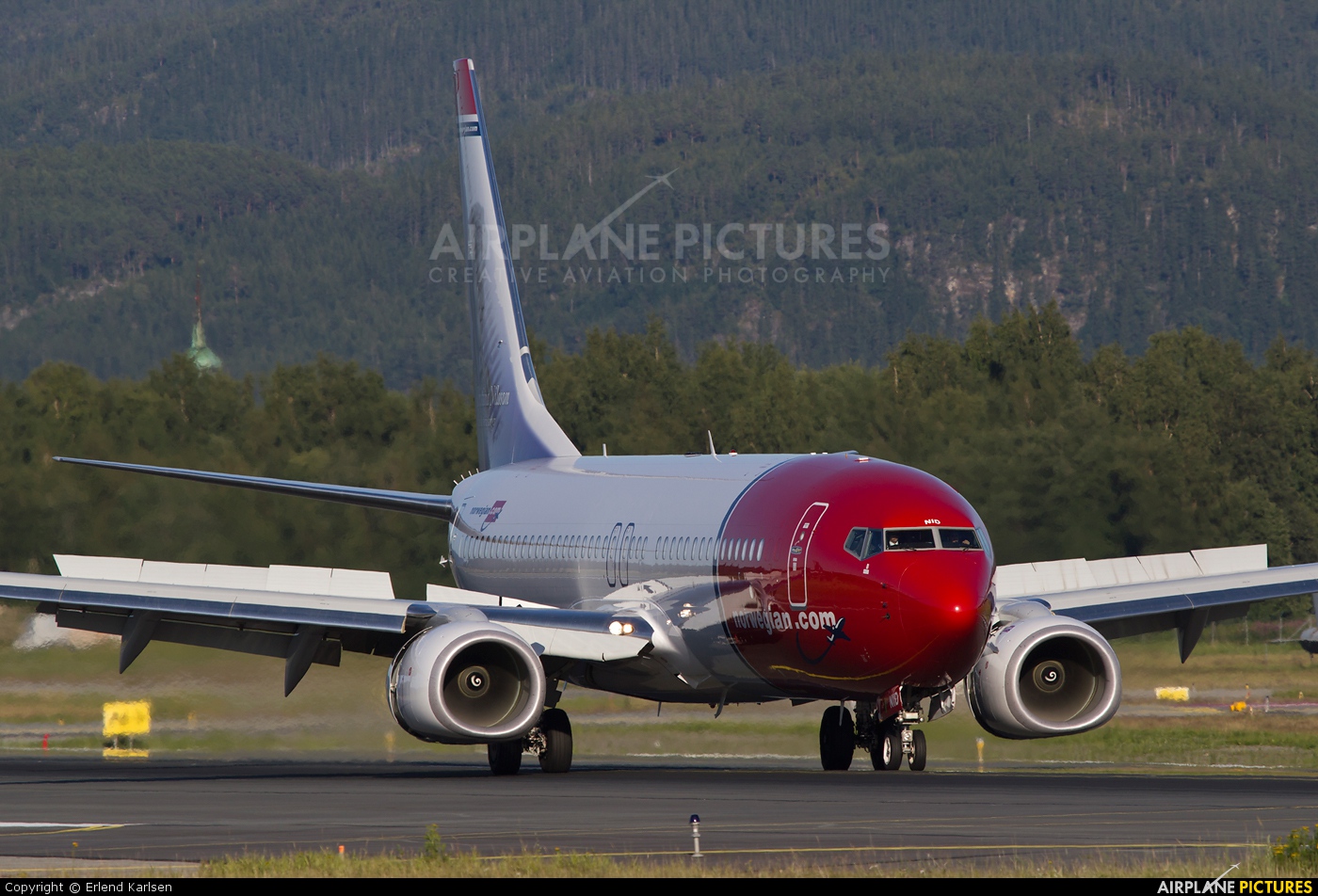 Norwegian Air Shuttle LN-NID aircraft at Trondheim - Vaernes