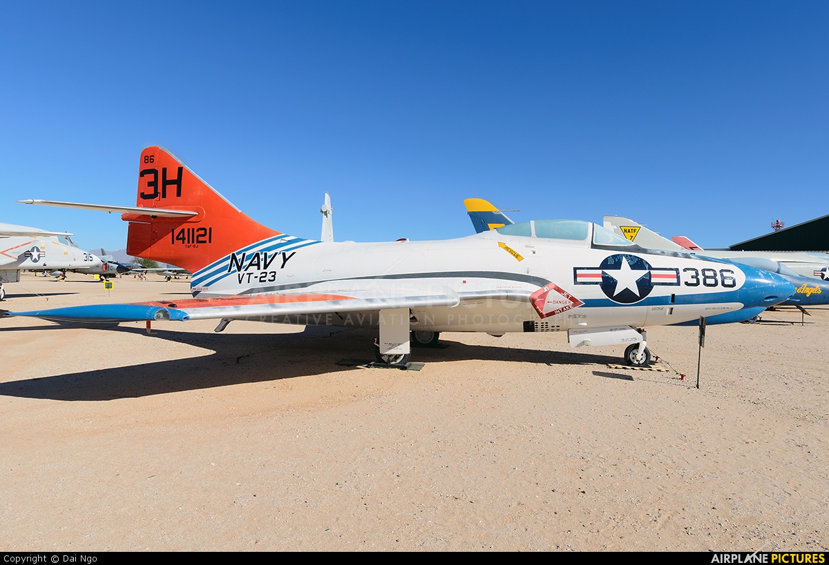 USA - Navy 141121 aircraft at Tucson - Pima Air & Space Museum