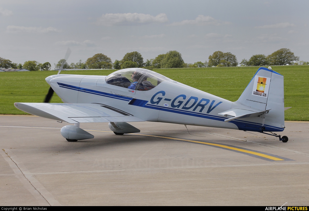 Private G-GDRV aircraft at Northampton / Sywell