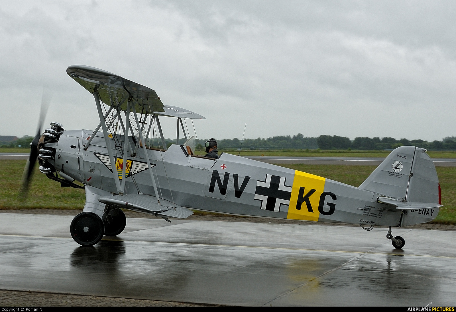 Private D-ENAY aircraft at Wittmundhafen