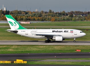 EP-MNO - Mahan Air Airbus A310