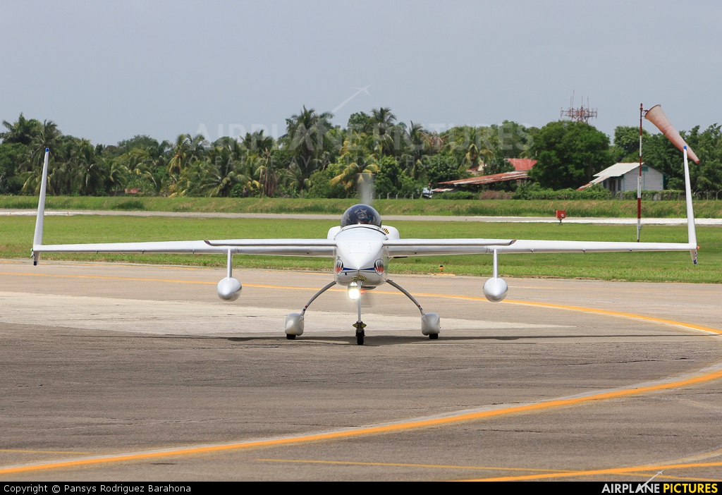 Private HR-ATQ aircraft at San Pedro Sula - Ramon Villeda Morales