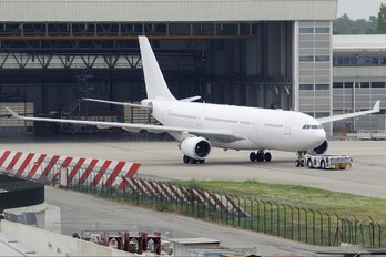 CS-TQP - Hi Fly Airbus A330-200