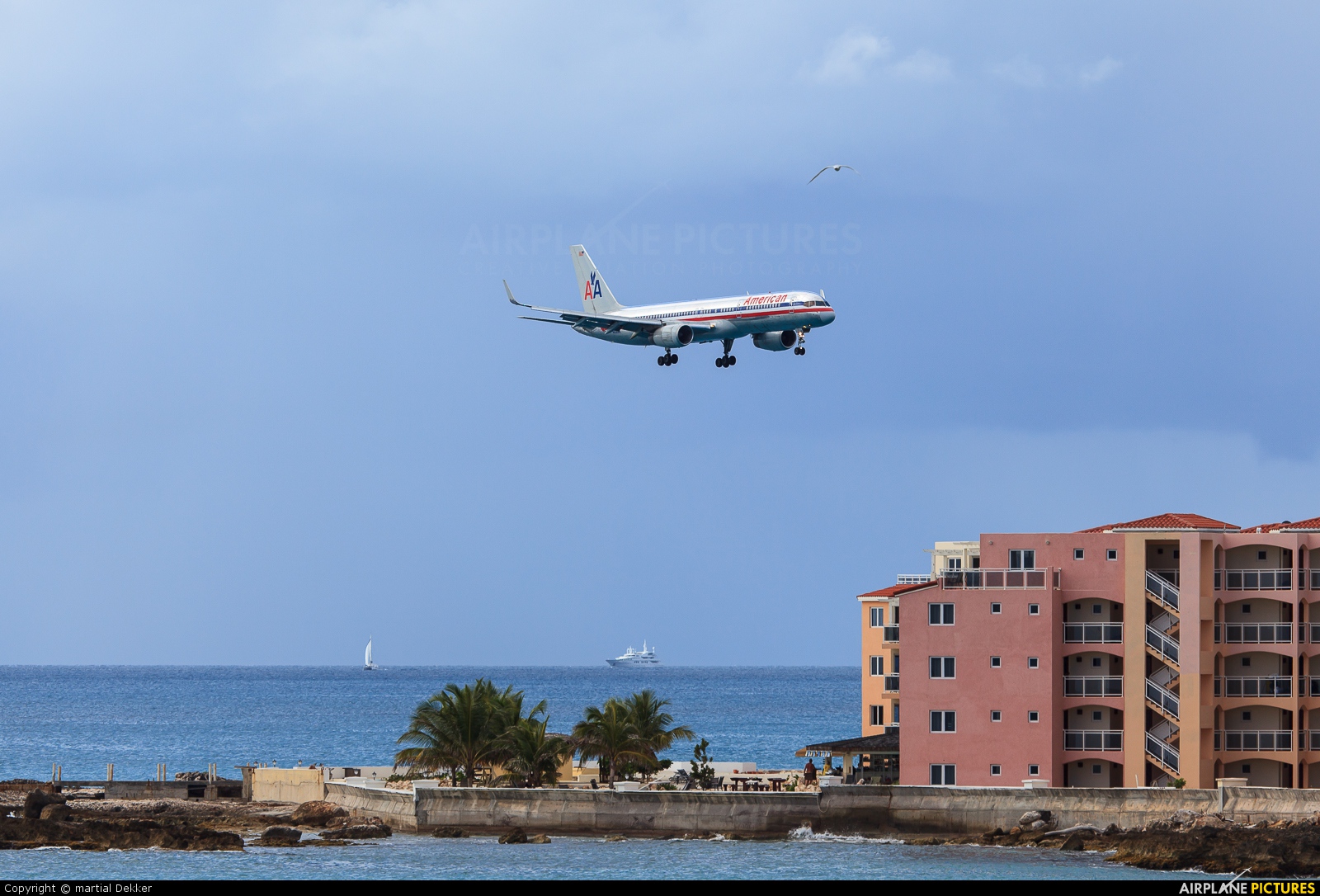 American Airlines N618AA aircraft at Sint Maarten - Princess Juliana Intl
