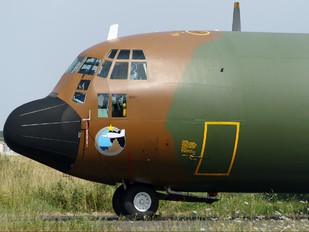 TJ-XCE - Cameroon - Air Force Lockheed C-130H Hercules