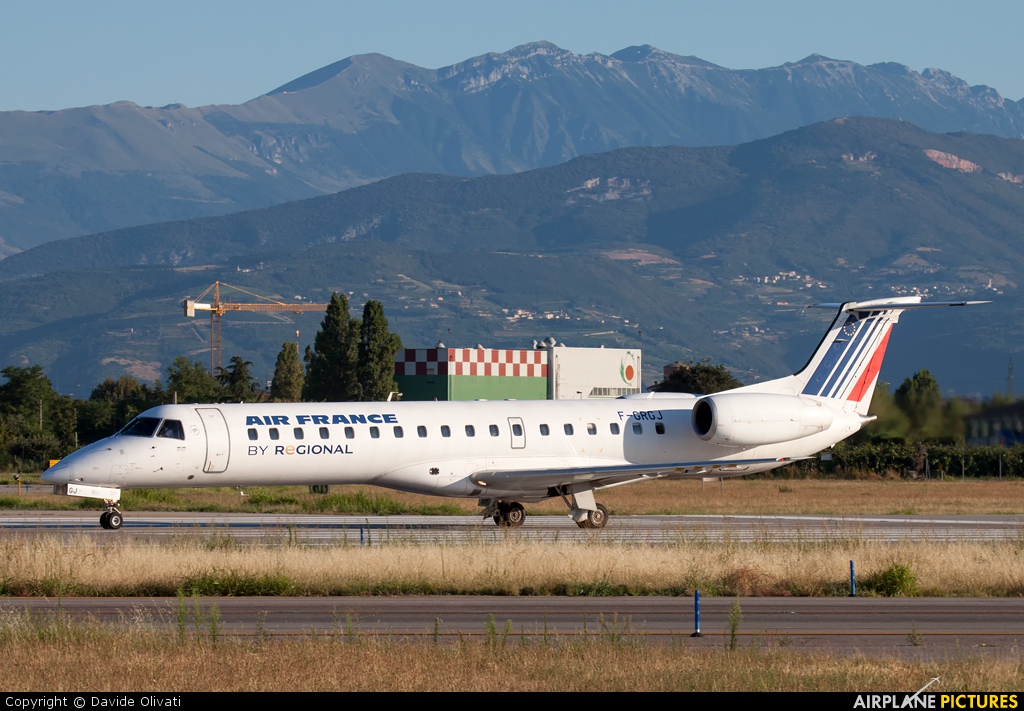 Air France - Regional F-GRGJ aircraft at Verona - Villafranca