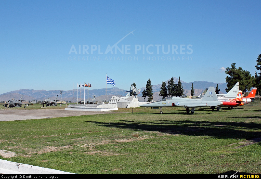Greece - Hellenic Air Force 69209 aircraft at Larissa