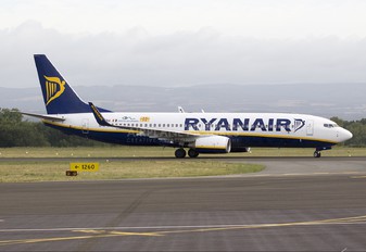 EI-ENA - Ryanair Boeing 737-800