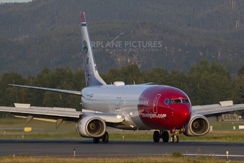 LN-NOM - Norwegian Air Shuttle Boeing 737-800