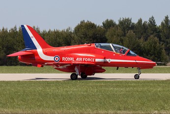 XX227 - Royal Air Force "Red Arrows" British Aerospace Hawk T.1/ 1A