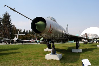 12 - Poland - Air Force Sukhoi Su-7BKL