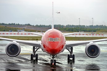 EI-LNA - Norwegian Long Haul Boeing 787-8 Dreamliner