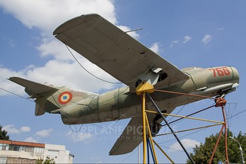 766 - Romania - Air Force Aero S-102