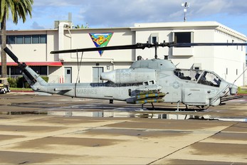 165276 - USA - Marine Corps Bell AH-1W Super Cobra