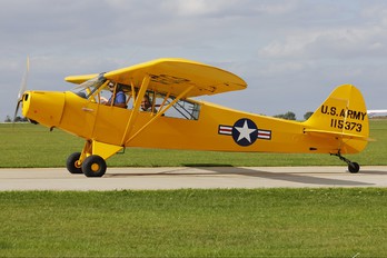 G-AYPM - Private Piper PA-18 Super Cub