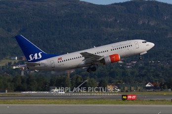 LN-TUI - SAS - Scandinavian Airlines Boeing 737-700